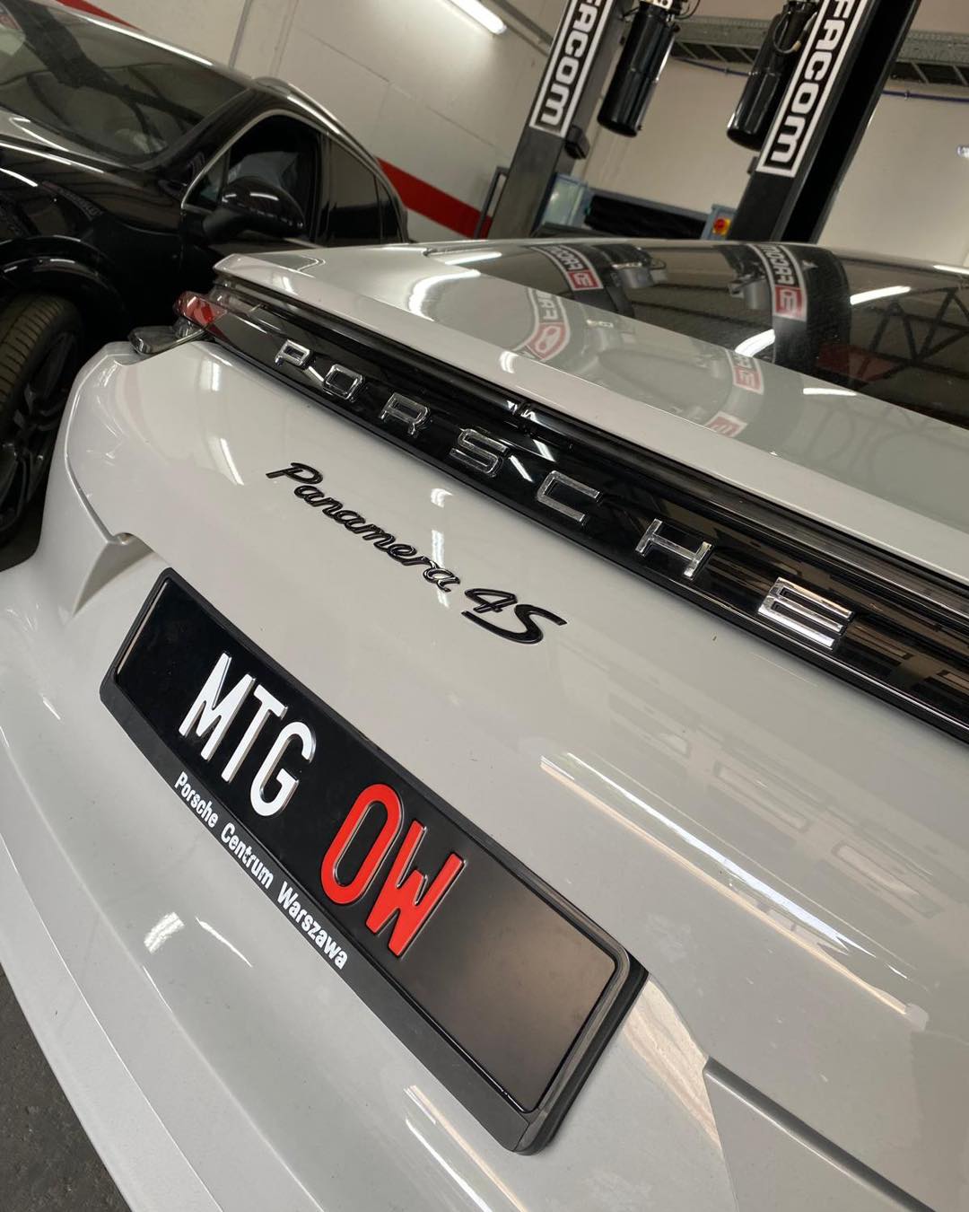 Porsche MTG OW
